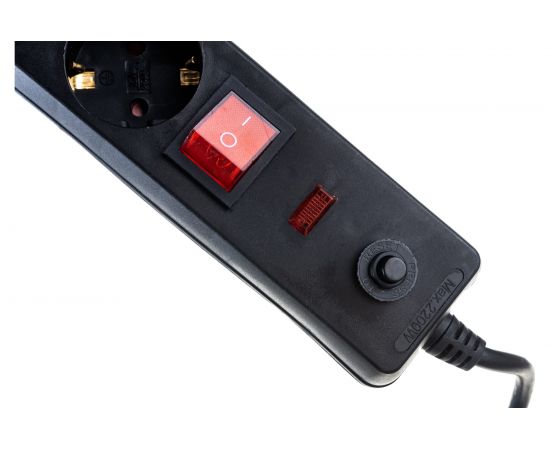 Сетевой фильтр IEK СФ-05К-выкл. 16А, 5 мест, 3м, 3х1мм2, черный WFP10-16-05-03-ZK-K02 – изображение 3