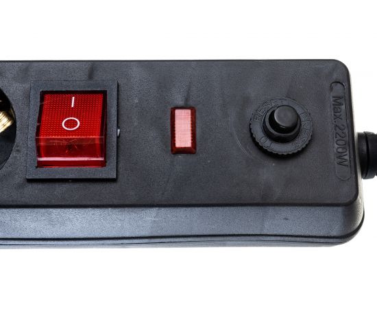 Сетевой фильтр IEK СФ-05К-выкл., 16А, 5 мест, 5м, 3х1мм2, черный WFP10-16-05-05-ZK-K02 – изображение 3