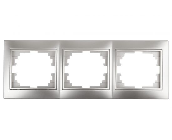 Горизонтальная рамка Intro 150303 на 3 поста, СУ, Plano, алюминий Б0030098 