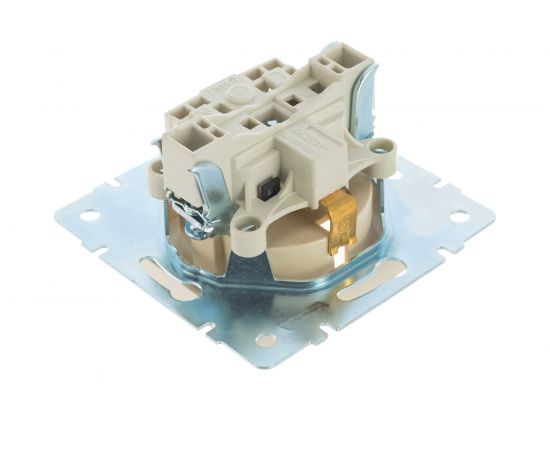Розетка LEZARD KARINA с/ з ПБТ крем 707-0388-122В – изображение 2