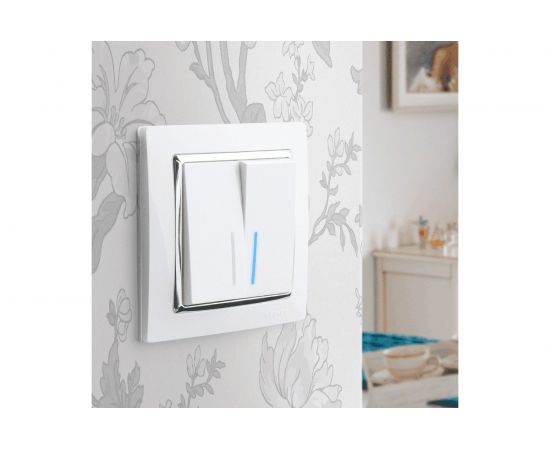 Выключатель WERKEL W1122101 двухклавишный проходной с подсветкой белый a051112 – изображение 4