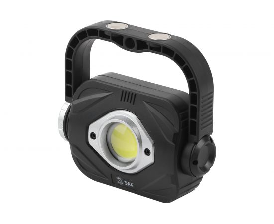 Светодиодный фонарь прожектор ЭРА PB-701 на батарейках 3хАА 5Вт с ручкой на магните Б0052316 