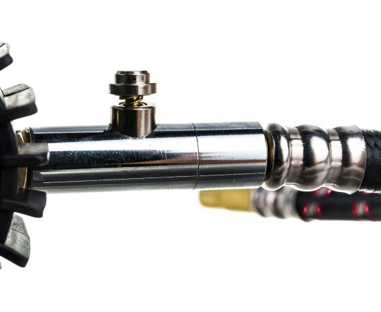 Манометр в металлическом корпусе SKYWAY 7 АТМ с резиновой защитой и шлангом S07701005 – изображение 5