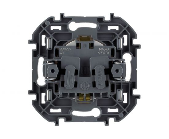 Розетка Legrand 2К+З со шторками - немецкий стандарт - 16 А - 250 В - INSPIRIA - белый 673730 – изображение 3