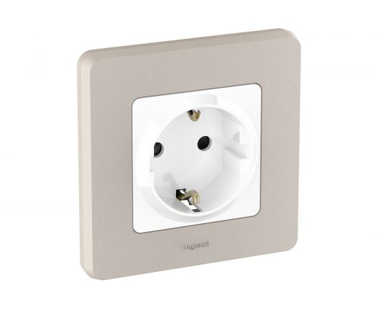 Розетка Legrand 2К+З со шторками - немецкий стандарт - 16 А - 250 В - INSPIRIA - белый 673730 – изображение 8