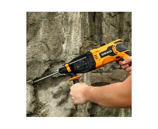 Сетевой перфоратор DEKO DKH950W 063-4122 – изображение 2
