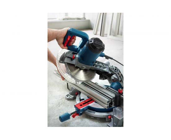 Сетевая торцовочная пила BOSCH GCM 216 0601B33000 – изображение 2