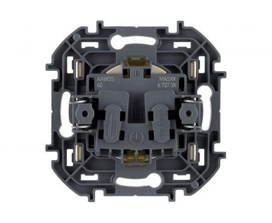 Розетка Legrand 2К+З со шторками - немецкий стандарт - 16 А - 250 В INSPIRIA - слоновая кость 673731 – изображение 2