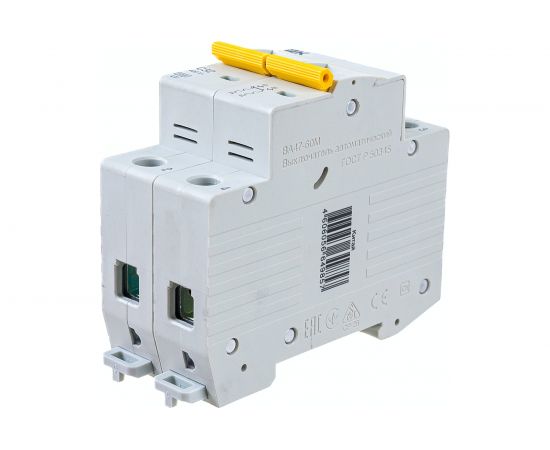 Автоматический выключатель IEK ВА47-60M 2Р 32А 6кА С MVA31-2-032-C – изображение 2