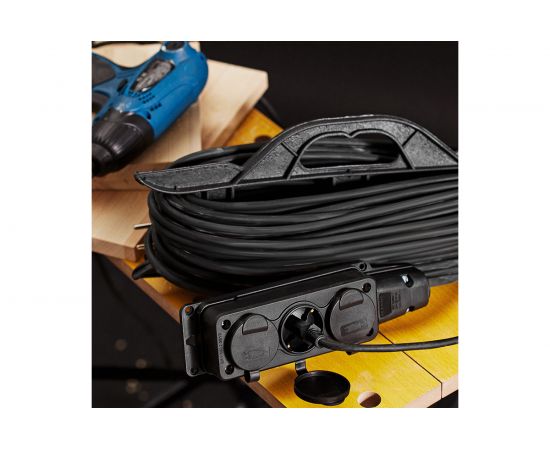 Удлинитель на рамке REXANT КГ 3х1.5, 30 м, 3 гнезда, морозостойкий, с/з, 16 А, 3500 Вт, IP44 11-7082 