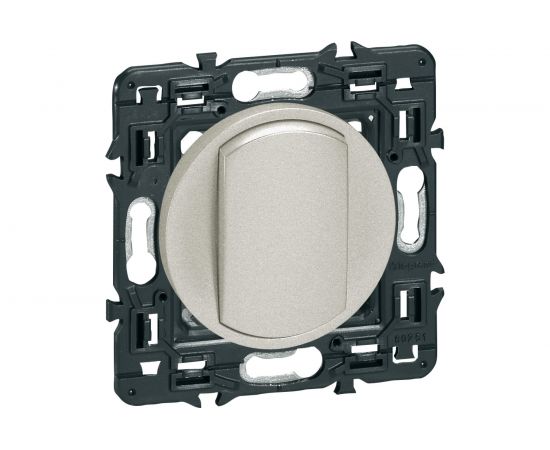 Одинарная клавиша Legrand Celiane Титан 68301 – изображение 2