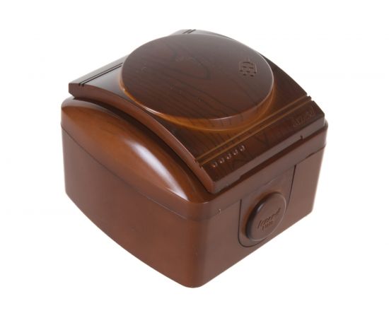 Розетка с крышкой Lezard NATA с заземлением, керамика, сосна 710-0800-123 – изображение 2