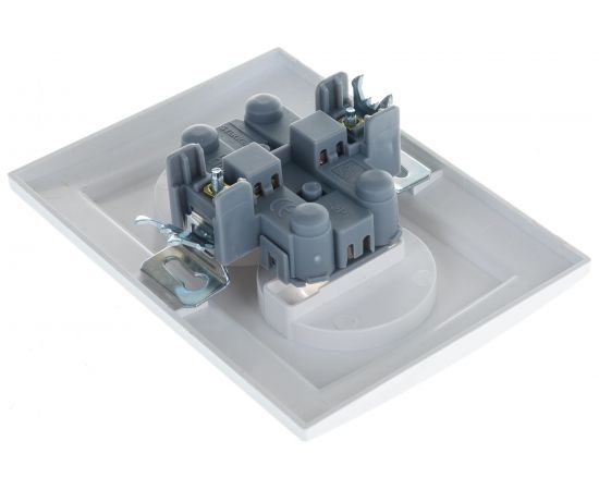 Розетка STEKKER 2-местная б/з, 220В, 10А с защитной шторкой, серия Эрна, белая 39053 – изображение 3