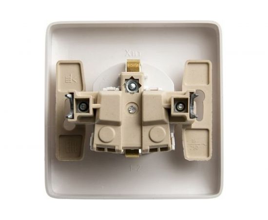 Розетка Schneider Electric 1-м СП 1мод. Хит 16А IP20 250В с заземл. защ. шторки бел. RS16-136-B – изображение 4