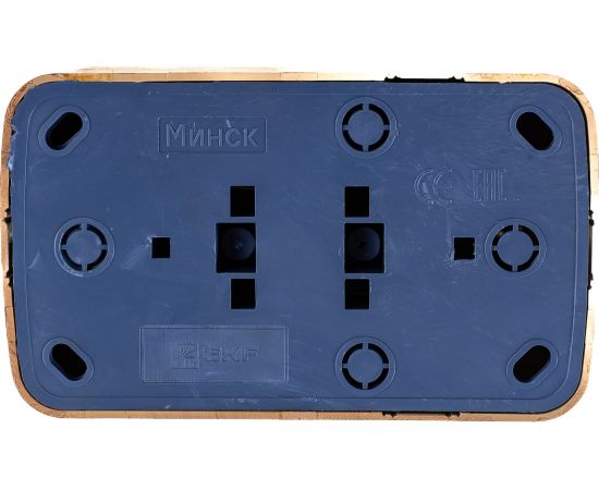 2-местная розетка EKF Минск ОП 16А с заземлением, светлое дерево EGR16-128-30 – изображение 2