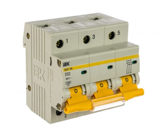 Автоматический выключатель IEK ВА47-100, 3Р, 32А, 10кА, характеристика D MVA40-3-032-D – изображение 3