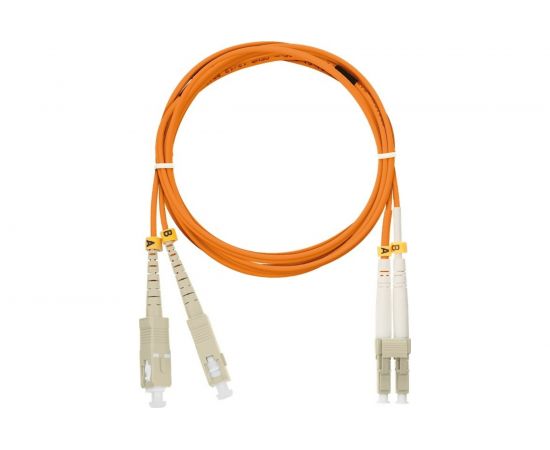 Переходной волоконно-оптический шнур NIKOMAX оранжевый, 3м NMF-PC2M2C2-SCU-LCU-003 