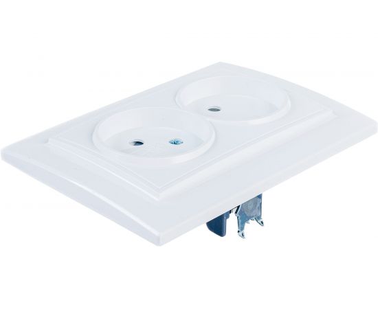 2-местная розетка EKF Минск СП 10А без заземления, с защитными шторками, белая ERR10-102-100 – изображение 3