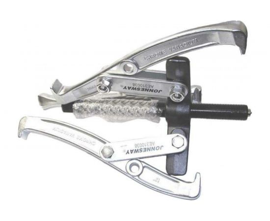 Съемник с тремя поворотными захватами 12" Jonnesway AE310038 