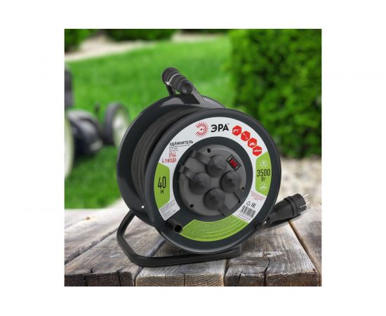 Силовой удлинитель ЭРА RMx4e s3x2.5-40m, IP44, на металлической катушке, с заземлением, 4 гнезда, 40м, КГ 3х2.5 Б0043059 