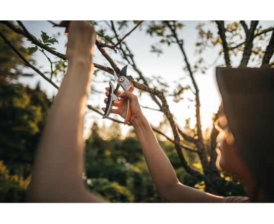 Металлический плоскостной секатор Fiskars Plus PowerLever P751 1057172 – изображение 6