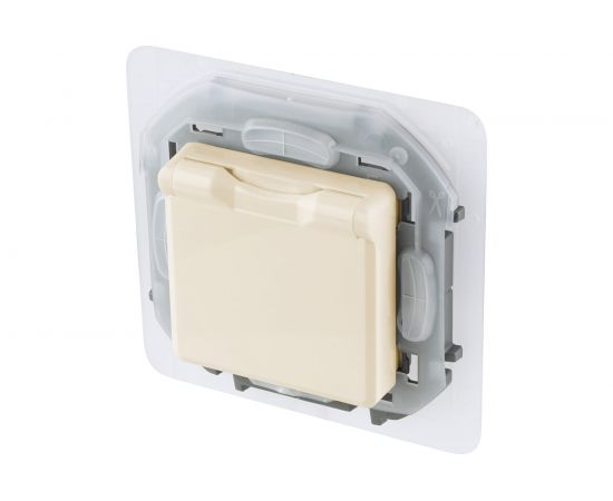 Розетка Legrand 2К+З IP 44 с откидной крышкой и шторками 16 А - 250 В INSPIRIA слоновая кость 673741 – изображение 3