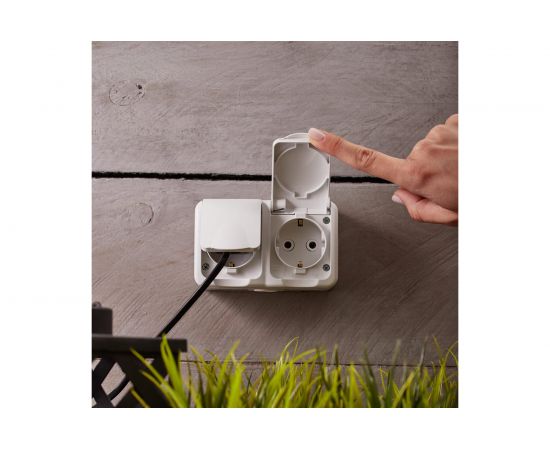 Двойная накладная розетка KRANZ горизонтальный блок с/з IP54 16А белая KR-78-0606 – изображение 2