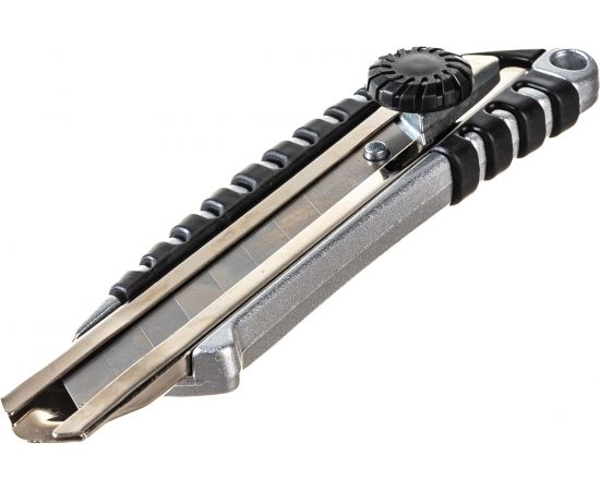 Канцелярский нож BRAUBERG Metallic 18 мм роликовый фиксатор резиновые вставки металл 237159 – изображение 2