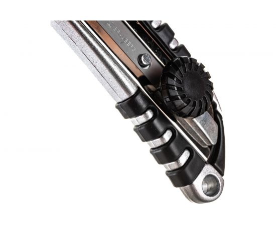 Канцелярский нож BRAUBERG Metallic 18 мм роликовый фиксатор резиновые вставки металл 237159 – изображение 5