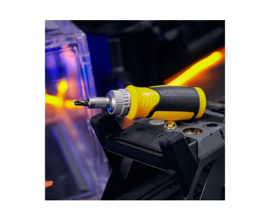 Реверсивная отвертка с набором бит REXANT 13 предметов 12-4778 – изображение 4