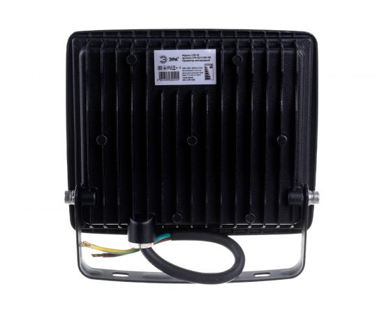 Светодиодный уличный прожектор ЭРА LPR-023-0-30K-050 50Вт 3000K 4000Лм 150x145x24 Б0052859 – изображение 3