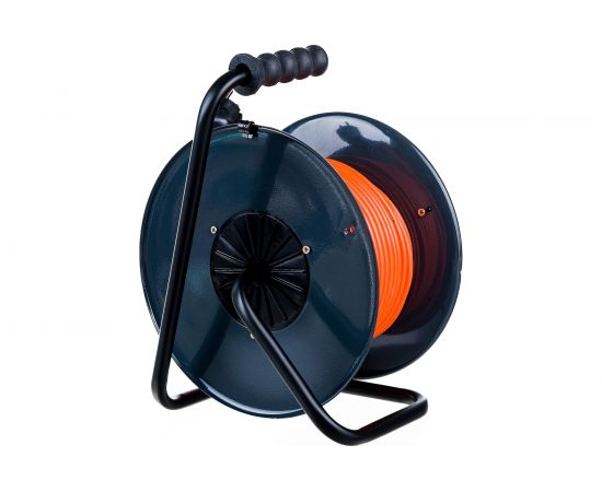 Силовой удлинитель ЭРА RMx4e, s3x1.5-40m-IP44, на металлической катушке, с заземлением, 4 гнезда, 40м, ПВС 3х1.5 Б0046851 – изображение 4