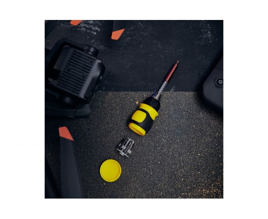 Реверсивная отвертка с набором бит REXANT 8 предметов 12-4779 – изображение 4