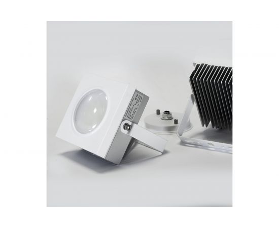Светодиодный прожектор MAKSBRIGHT 50Вт, 6500К, 4250лм, IP65, белый, 120х120х69мм MB-FL-KOW-50W – изображение 2