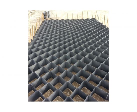 Георешетка объемная 30.10 (5600х3300х100 мм; 1.35 мм; черный) ГЕОКАРКАС 4673726848032 – изображение 2