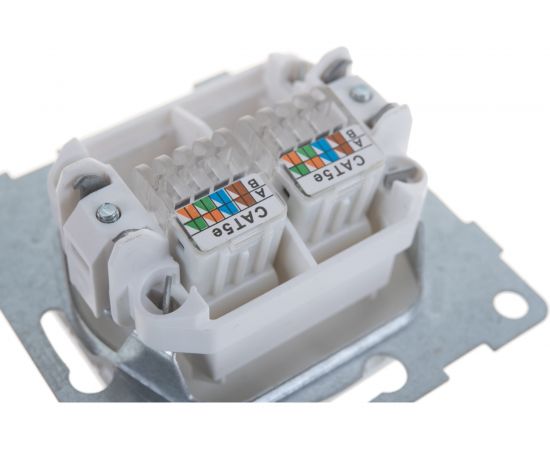 Механизм компьютерной и телефонной розетки GUSI ELECTRIC Bravo RJ45, RJ12, СУ, белый С10КТ-001 – изображение 4