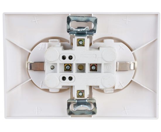 Розетка TDM двойная 2П+З 16А 250В белая ""Таймыр"" пром. упак., бакелит. основание SQ1814-0514 – изображение 3