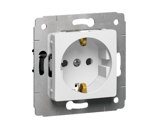 Розетка Legrand CAR 773659 с/з, белая 