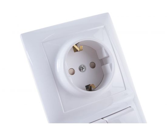 Комбинированный блок Кунцево-Электро СЕЛЕНА скрытой установки выключатель с подсветкой+розетка БКВР-424 8214 – изображение 2