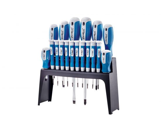 Набор отверток РемоКолор CrV, пластиковая полка, 18 предметов, 33-2-705 