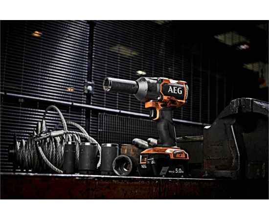 Ударный бесщеточный гайковерт AEG BSS18MTF12BL-0 4935479663 – изображение 4