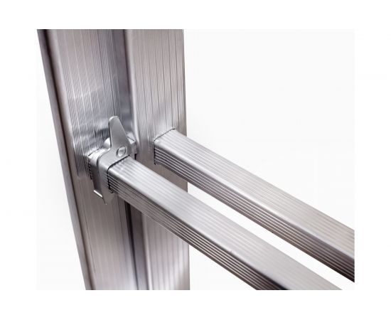 Алюминиевая 3-секционная лестница UFUK 3х12 ступеней 411312 – изображение 8