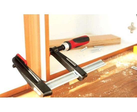 Струбцина BESSEY чугунная 200/50, 5.5 кН, деревянная ручка BE-TPN20B5BE – изображение 3