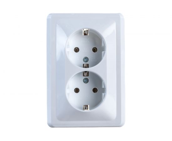Двухместная розетка IEK РС12-3-ВБ с заземляющим контактом, без защитных шторок, 16А, ВЕГА, белый ERV21-K01-16-DM 