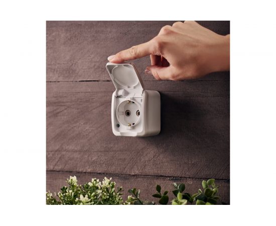 Накладная розетка KRANZ керамика с заземлением IP54 16А белая KR-78-0605 – изображение 3