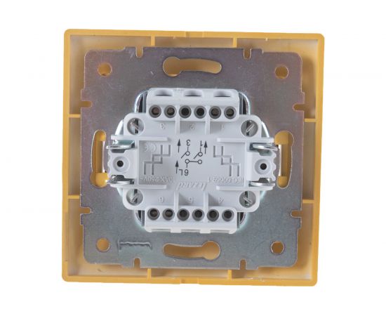 Двойной выключатель Lezard MIRA, ольха, 701-0701-101 – изображение 3