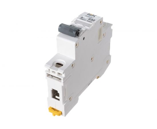 Автоматический выключатель IEK ARMAT M06N 1P C 32А AR-M06N-1-C032 – изображение 3