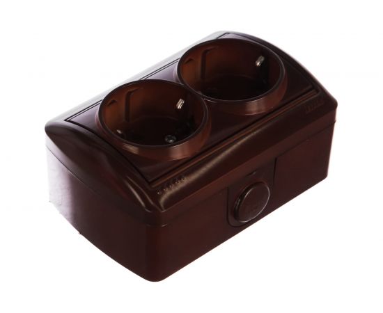 Двойная розетка Lezard NATA с заземлением, закрытый корпус, керамика, вишня 710-0600-127 