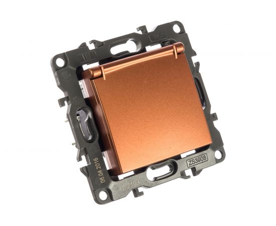 Розетка с крышкой ЭРА 12210314 2PE Schuko, со шторками, 16A/250В, IP20, Б0019329 