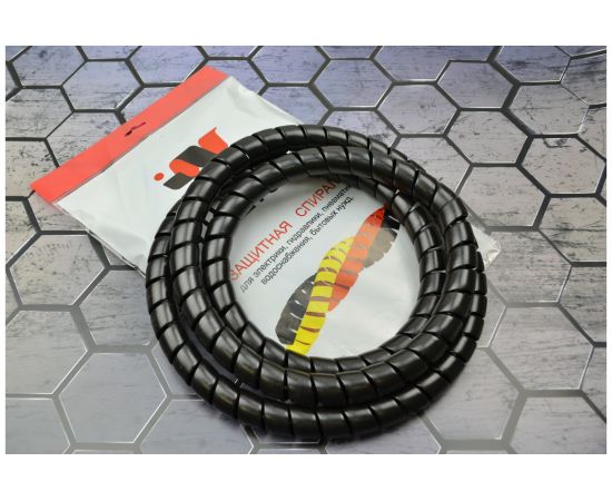 Защитная пластиковая спираль Урдюга d25мм черная пакет 2м URСП25Ч02 